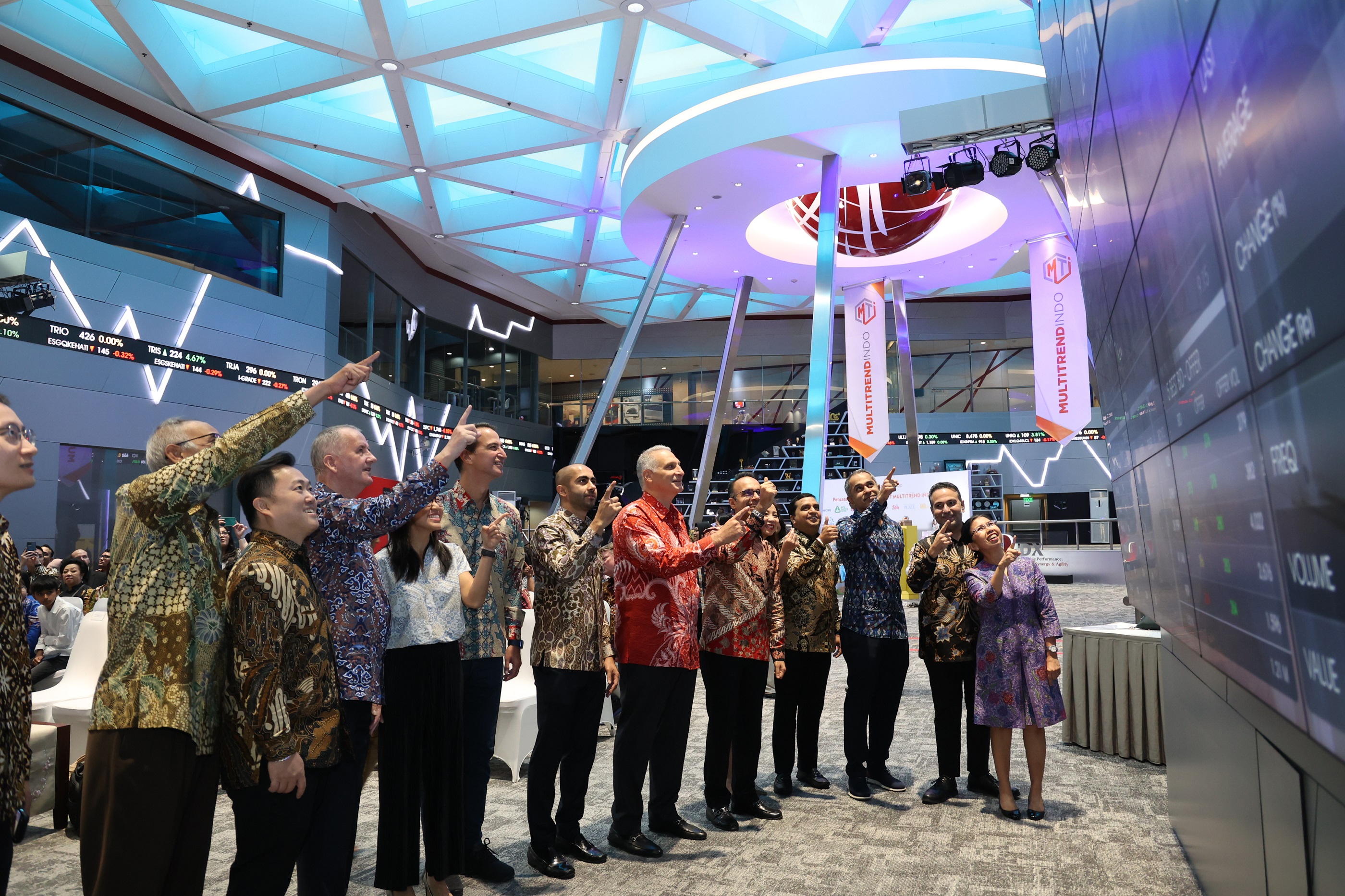 Manajemen BABY ketika mencatatkan sahamnya di BEI. Diingatkan BEI, Saham BABY Ngegas!