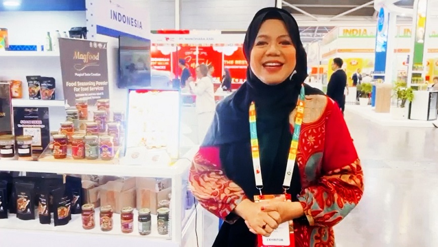 Transformasi sebuah usaha keluarga menjadi merek lokal yang diperhitungkan secara nasional bukanlah perkara mudah. Namun, Sri Kustamaji, pemilik Pelita Lumpang Mas, berhasil membuktikan bahwa dengan inovasi, kerja keras, dan dukungan yang tepat, produk tradisional pun bisa menembus pasar modern. Dulu di Dapur, Kini Sambal Ini Mendunia Berkat BRI