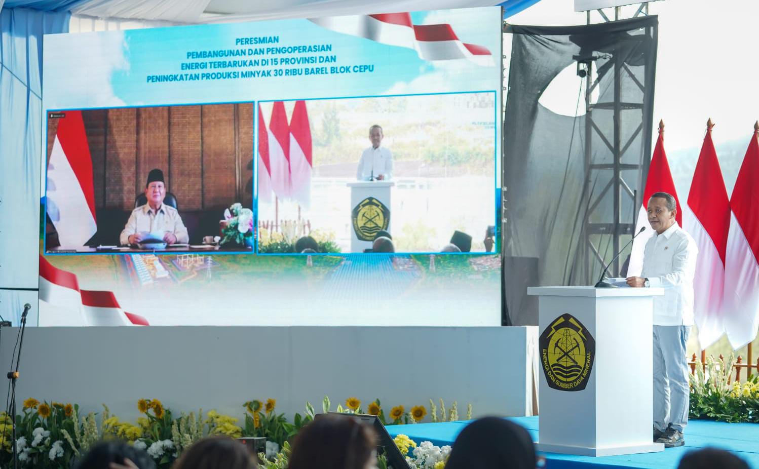 Presiden Republik Indonesia, Prabowo Subianto, secara resmi meresmikan beroperasinya dua proyek besar energi terbarukan milik Medco Power Indonesia: Pembangkit Listrik Tenaga Panas Bumi (PLTP) Ijen di Bondowoso, Jawa Timur dan Pembangkit Listrik Tenaga Surya (PLTS) Bali Timur di Karangasem, Bali. Prabowo Resmikan PLTP Ijen dan PLTS Bali Milik Medco Energi (MEDC)