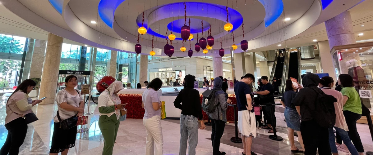 Sejumlah pengunjung Mall Kokas besutan perseroan tampak mengular. FOTO - ISTIMEWA Telisik! Berikut Jadwal Dividen PWON Rp626,07 Miliar