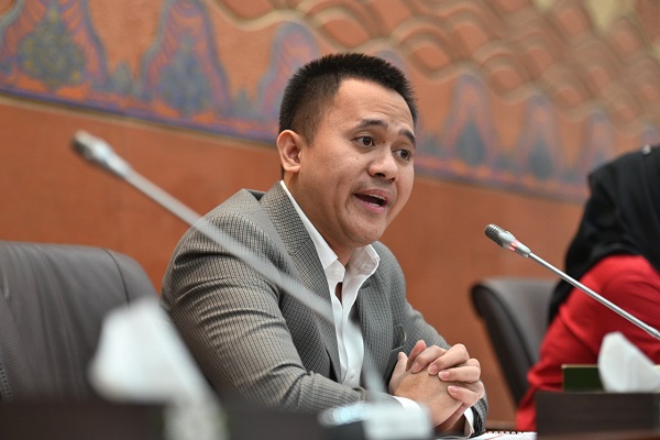 Anggota Komisi VI DPR RI, Mufti Anam.(Foto: Istimewa) Anggota Parlemen Soal Korupsi di PT Telkom: Ini Sih Perampokan Terbuka