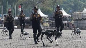 Atraksi Robocop Polri. Dok. Garuda TV. Harga Robot Polri Rp3 Miliar Per Unit, Tuai Sorotan Karena Mahal