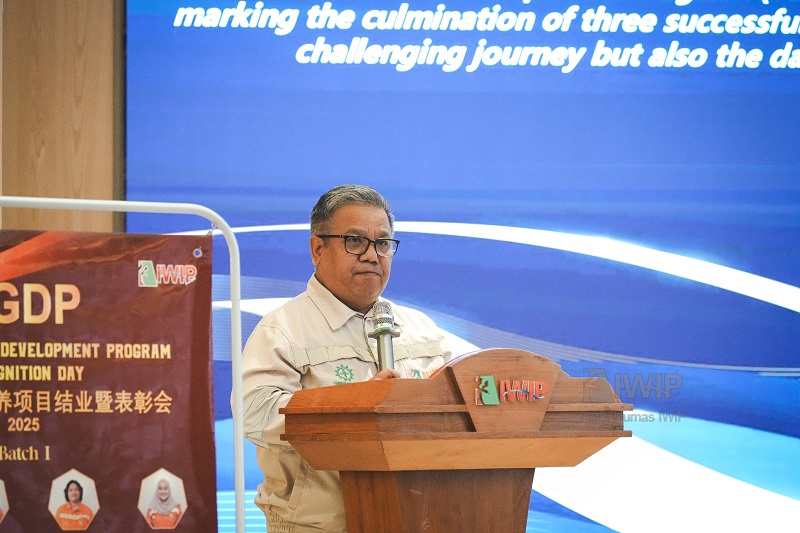 PT Indonesia Weda Bay Industrial Park (IWIP) terus memperkuat komitmennya dalam menyiapkan talenta muda unggul melalui berbagai program pengembangan kompetensi. Bagi IWIP, peningkatan kualitas sumber daya manusia (SDM) menjadi fondasi untuk mendorong pertumbuhan kawasan industri sekaligus turut serta dalam memperkuat ekosistem hilirisasi nikel nasional. IWIP Bina Anak Muda Jadi SDM Tangguh Lewat Program Ini