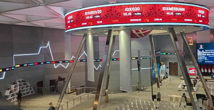 Lantai perdagangan saham di BEI. ITMG Borong Gede Saham NICE, Aksi Akuisisi Belum Selesai?
