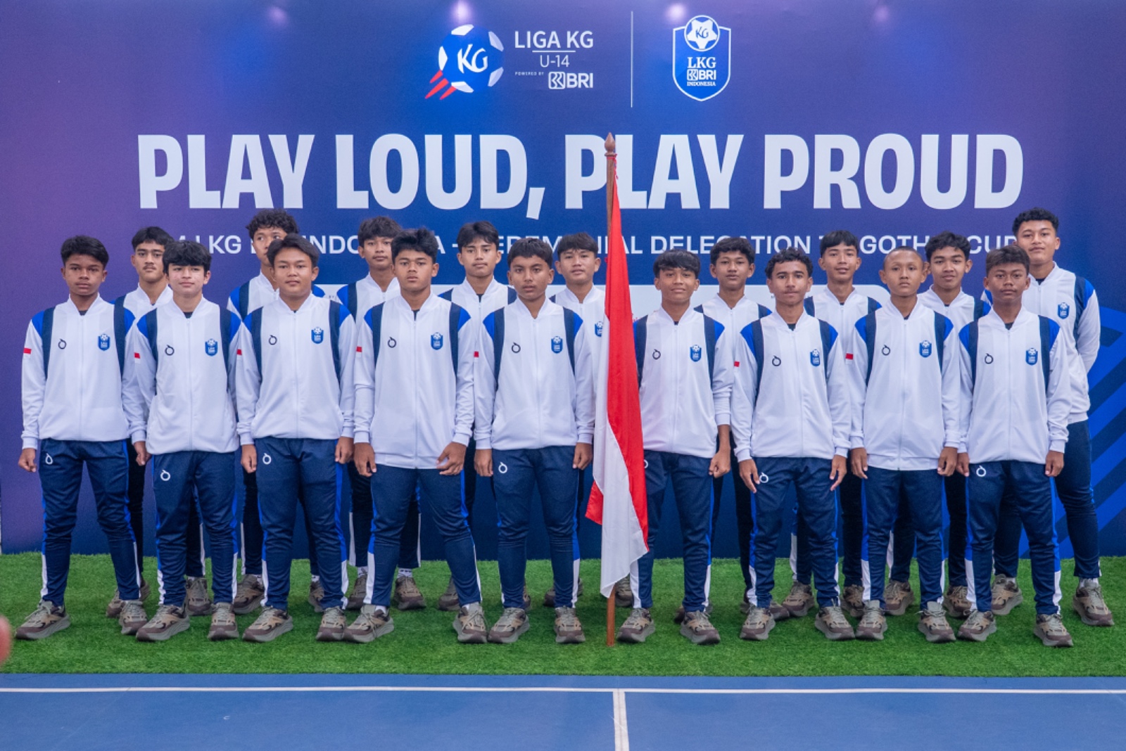 Tim LKG BRI Indonesia yang akan bertanding di ajang sepak bola internasional Gothia Cup 2025 di Gothenburg, Swedia pada 13-20 Juli 2025. Dok. BRI. BRI-Liga Kompas Berangkatkan Tim ke Piala Dunia Remaja di Swedia