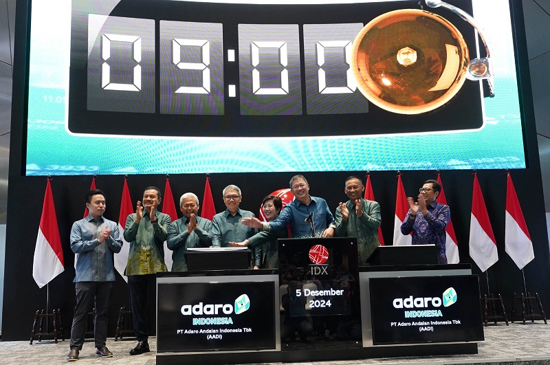 Pengurus Adaro Andalan kala mengikuti seremoni pencatatan perdana saham di Main Hall Bursa Efek Indonesia. FOTO - ISTIMEWA Ludes! Emiten Boy Thohir (AADI) Lumat Seluruh Dana IPO