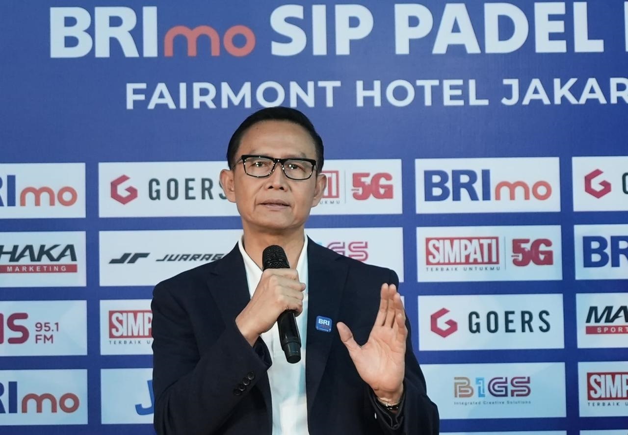 PT Bank Rakyat Indonesia (Persero) Tbk atau BRI mempertegas komitmennya dalam mendorong gaya hidup sehat dan penguatan komunitas melalui penyelenggaraan BRImo SIP Padel League 2025, sebuah kompetisi padel antar komunitas yang akan berlangsung mulai 20 Juli hingga November 2025. Bekerja sama dengan SIP Sports Club, ajang ini diikuti oleh 32 komunitas padel yang akan bertanding selama 15 pekan secara bergiliran di sejumlah venue terkemuka di Jakarta. BRImo SIP Padel League 2025! BRI Gaet Anak Muda Hidup Sehat
