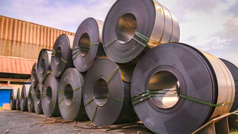 Berdasarkan data World Steel Association, pada 2024 Indonesia menempati posisi ke-14 dalam produksi crude steel dunia dengan produksi sebesar 17 juta ton Indonesia Targetkan Masuk 10 Besar Produsen Crude Steel Dunia