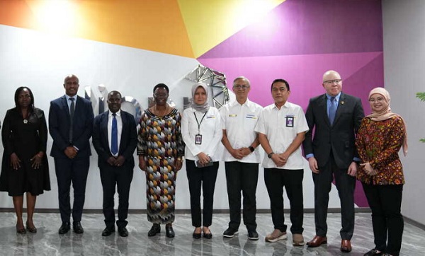 Kementerian Keuangan menerima kunjungan delegasi Tanzania untuk memperdalam pemahaman delegasi Tanzania atas praktik terbaik Indonesia dalam manajemen utang Tanzania Belajar Kelola Utang dan Penerbitan SUN dari Indonesia