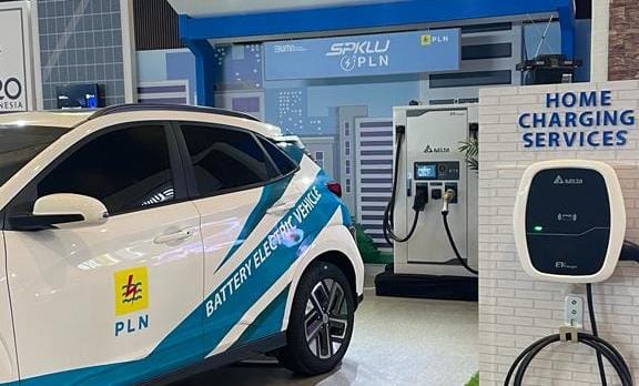 PT PLN (Persero) mencatat ada sebanyak 20.053 pelanggan baru yang telah menikmati layanan Home Charging Services (HCS) selama Semester I tahun 2025. Pelanggan Baru Home Charging PLN Tumbuh 239 Persen di Semester I