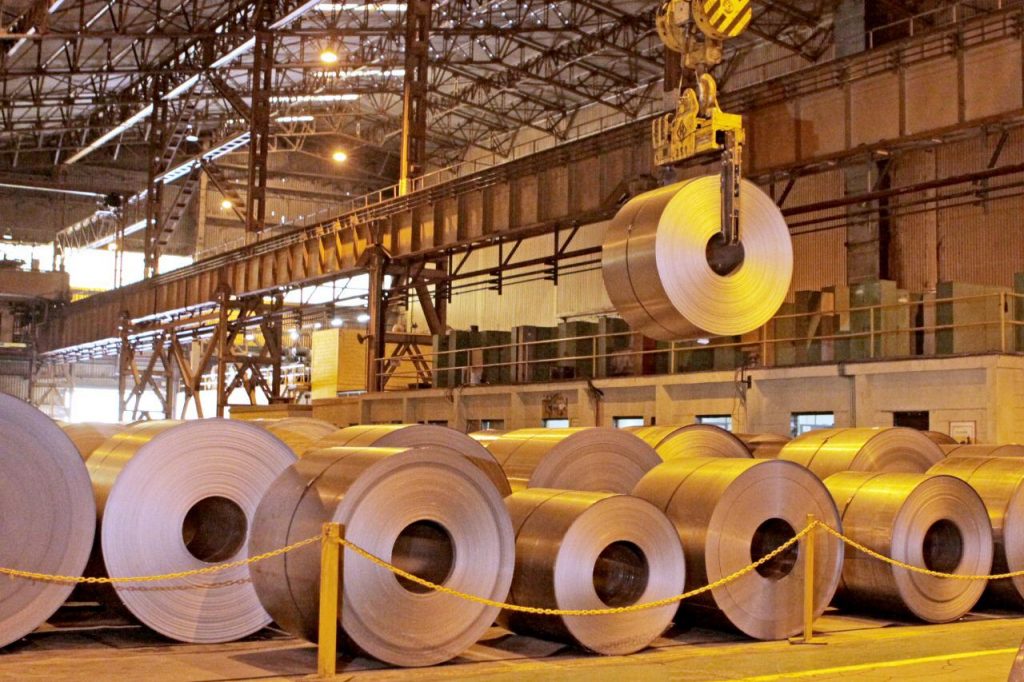 Lempengan template baja ringan di pabrik Krakatau Steel. FOTO - ISTIMEWA Rugi Bengkak, KRAS Medio 2025 Defisit USD2,58 Miliar