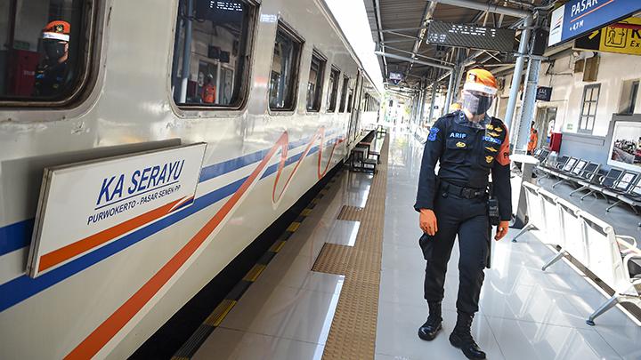 Ilustrasi kereta api Indonesia. Dok. SuaraIndo.id. Industri KA Nasional Berkembang, Tapi Hadapi Tantangan Efisiensi