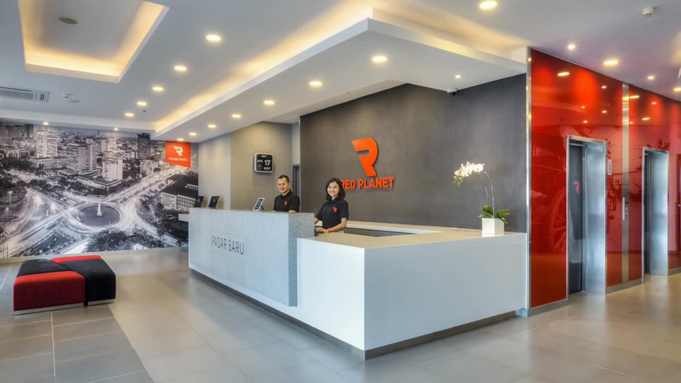 Sussana pelayanan Red Planet Hotel. FOTO - ISTIMEWA Rugi Menipis, Emiten Suami Puan (PSKT) Medio 2025 Defisit Rp333 Miliar