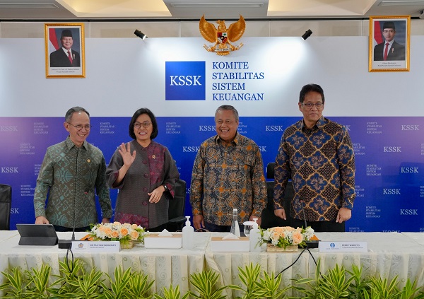 Stabilitas Sistem Keuangan (SSK) pada triwulan II 2025 tetap terjaga di tengah ketidakpastian global yang masih tinggi. KSSK Ingatkan Perlunya Tetap Waspadai Ketidakpastian Global
