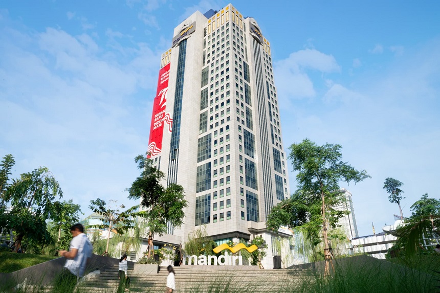 Bank Mandiri (BMRI) Cetak Laba Rp13,2T,  Naik 3,9 Persen di Semester I