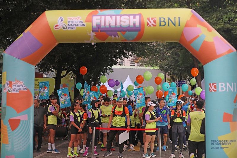 PT Bank Negara Indonesia (Persero) Tbk (BNI) berkolaborasi dengan Institut Teknologi Bandung (ITB) kembali menggelar wondr ITB Ultra Marathon 2025. Ajang lari ultra sejauh 180 kilometer dari Jakarta ke Bandung ini tidak hanya menjadi tantangan olahraga bergengsi, tetapi juga wujud komitmen dalam mendorong gaya hidup sehat yang didukung oleh ekosistem layanan keuangan. BNI & ITB Gelar Ultra Marathon 180 KM, Dorong Hidup Sehat