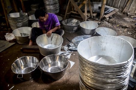 Dikarenakan masih adanya stok persediaan produk, para pelaku industri mengurangi kapasitas produksi, meskipun pesanan meningkat.(Foto: Dok) Meski Pesanan Meningkat, Industri Barang Logam Kurangi Kapasitas