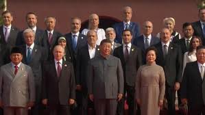 Presiden Prabowo Subianto (kiri depan) berdiri berdampingan dengan Presiden China Xi Jinping, Presiden Rusia Vladimir Putin, dan Pemimpin Korea Utara Kim Jong Un saat berfoto bersama di Parade Militer Peringatan Kemenangan ke-80 China, Rabu (3/9/2025). dok. Presiden RI. Prabowo tetap ke China, Penuhi Undangan Presiden Xi Jinping