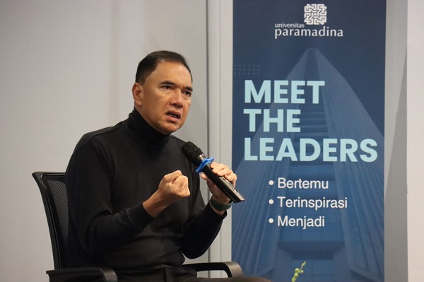 Mantan Menteri Perdagangan Gita Wirjawan saat tampil sebagai narasumber Forum Meet the Leaders, Universitas Paramadina, Kamis (4/9).(Foto: Universitas Paramadina) Dihuni 700 Juta Penduduk, Hanya 0,28 Persen Buku Ulas Asia Tenggara