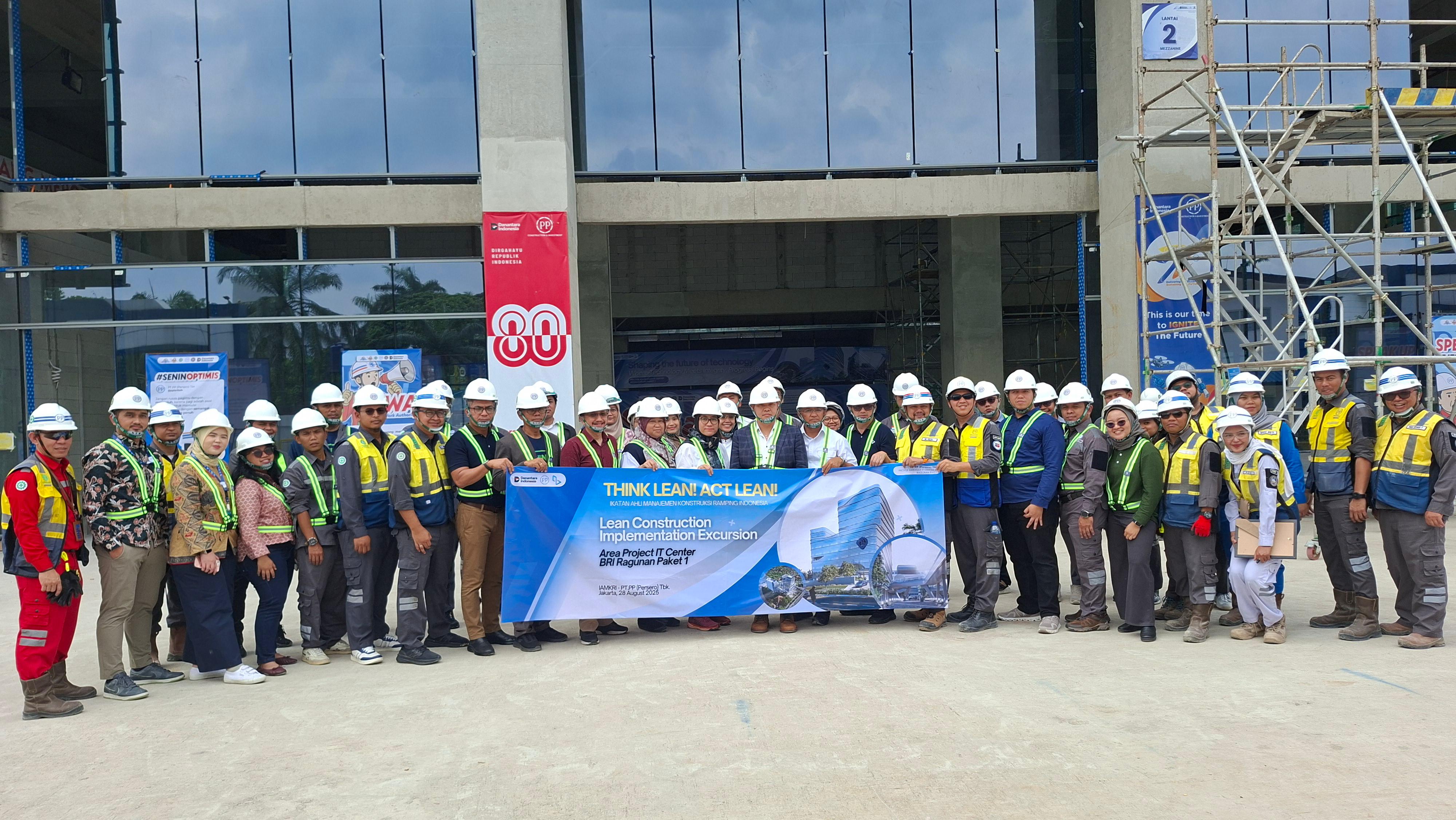 kegiatan kunjungan proyek-proyek strategis oleh Ikatan Ahli Manajemen Konstruksi Ramping Indonesia (IAMKRI), salah satunya pada proyek BRI Ragunan, Jakarta. DOK/ISTIMEWA Dilihat IAMKRI, Proyek BRI Ragunan Terpilih Sebagai Proyek Strategis
