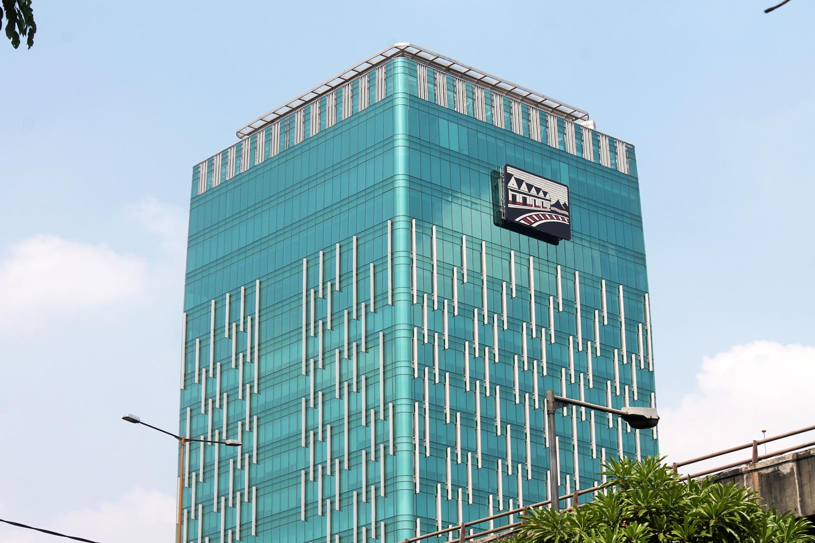 Gedung Gudang Garam berdiri kukuh di tengah PHK Massal. FOTO - ISTIMEWA Soal PHK Massal, GGRM Ungkap Fakta Ini