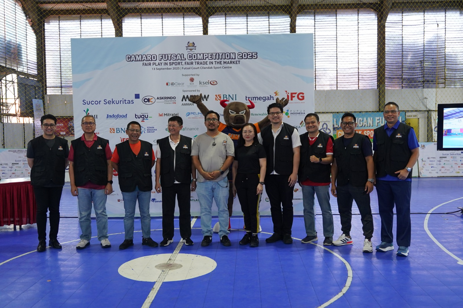 OJK, SRO, Emiten & Sekuritas Dukung Terus Camaro Futsal 2025