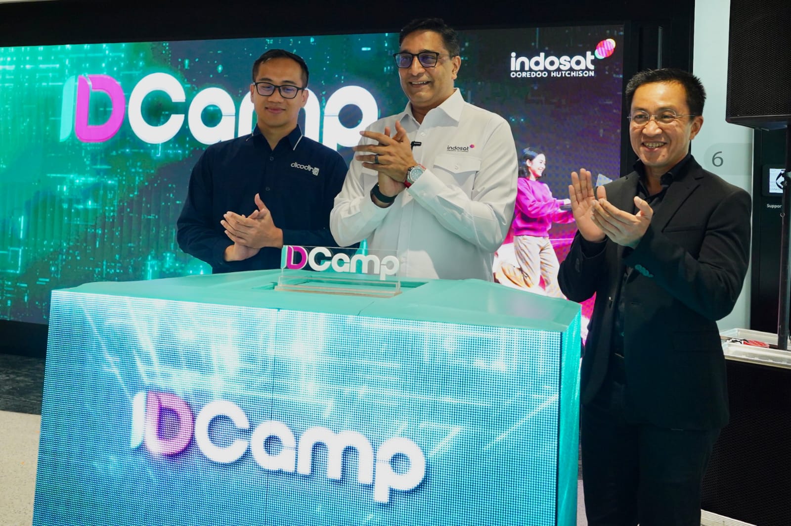 Indosat (ISAT) Luncurkan IDCamp 2025, Latih 2 Juta Talenta AI