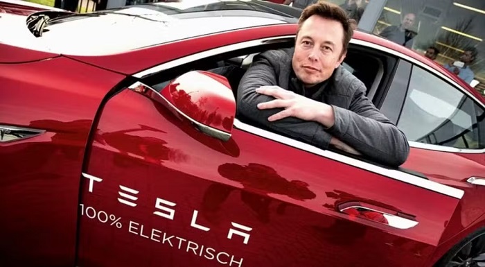 Elon Musk Manusia Setengah Triliun Dolar Pertama Sejagat