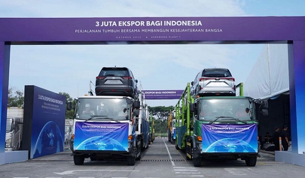 Menperin mengapresiasi pencapaian ekspor ke-3 juta unit kendaraan Toyota Group di Indonesia.(Foto: Istimewa) Sektor Otomotif Gerakkan Industri Baja, Karet, Plastik dan Logam