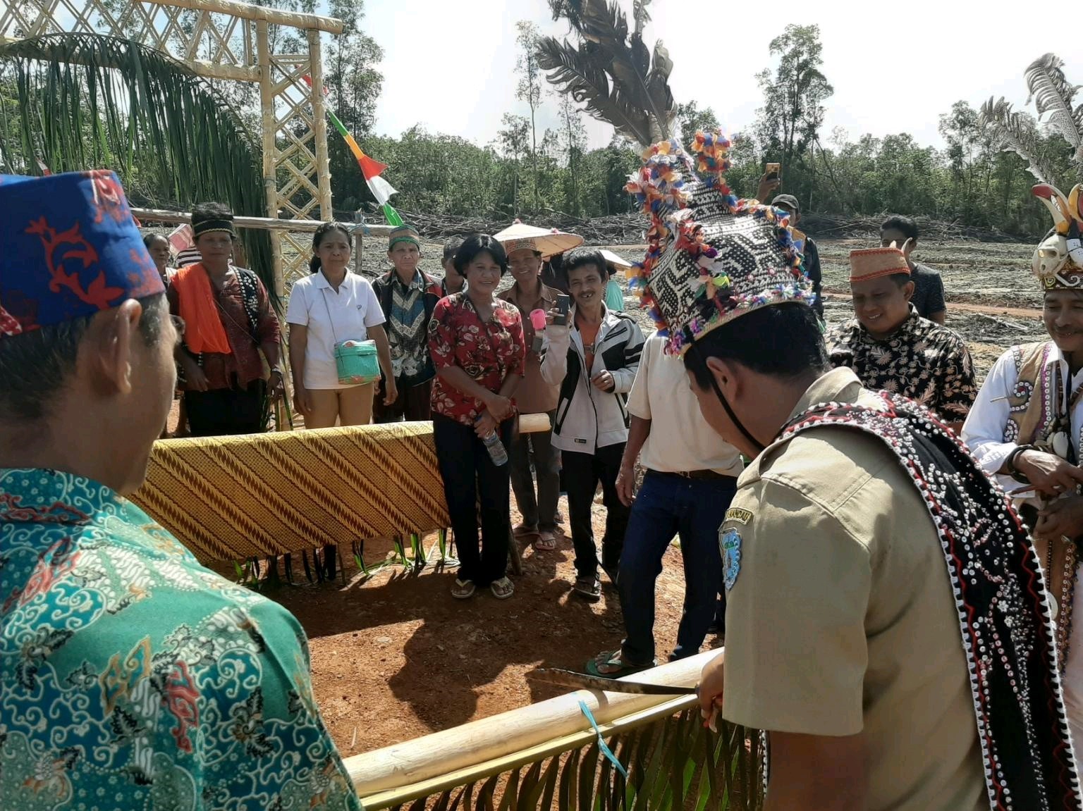 Sawit Mandiri Lestari Sangat Menghargai Keberadaan Masyarakat Adat