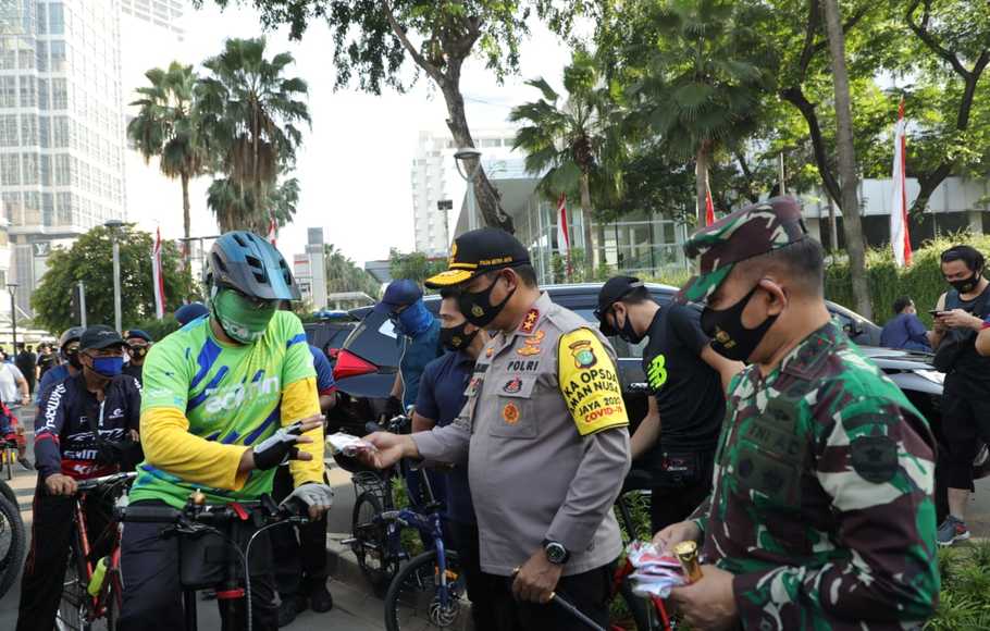 Kasus Covid-19 di Indonesia Hari Ini Bertambah 1.053 Orang, Lebih Kecil dari Kemarin