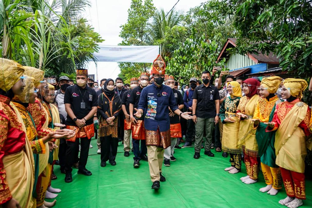 Menteri Sandiaga Uno Dukung Pariwisata Berkelanjutan dan Kebangkitan Ekonomi