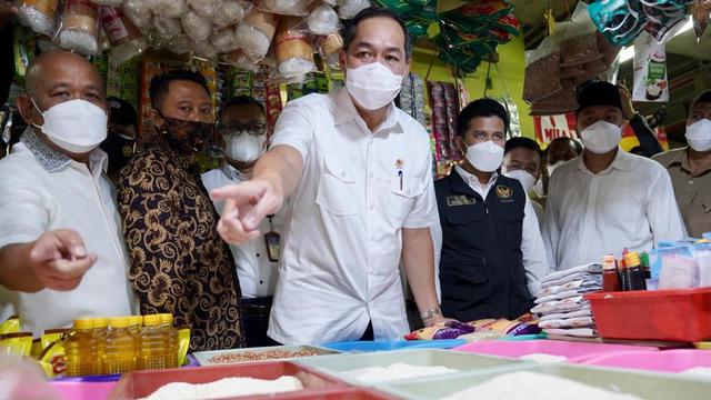 Mahalnya Harga Minyak Goreng di Surabaya, Menteri Perdagangan Kaget