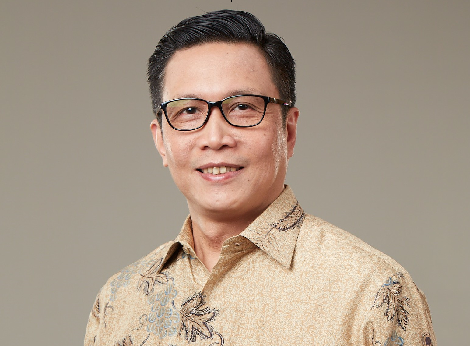 Literasi Sebagai First Defense dan Investasi di Pasar Modal Harus Mudah dan Murah