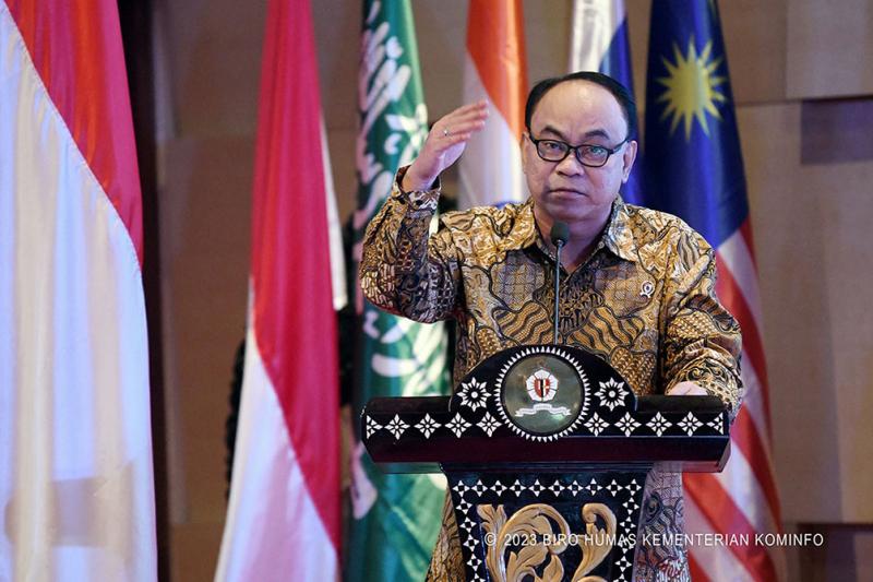 Tingkatkan Ekonomi, Menkominfo Dorong Industri Pusat Data Go Global 