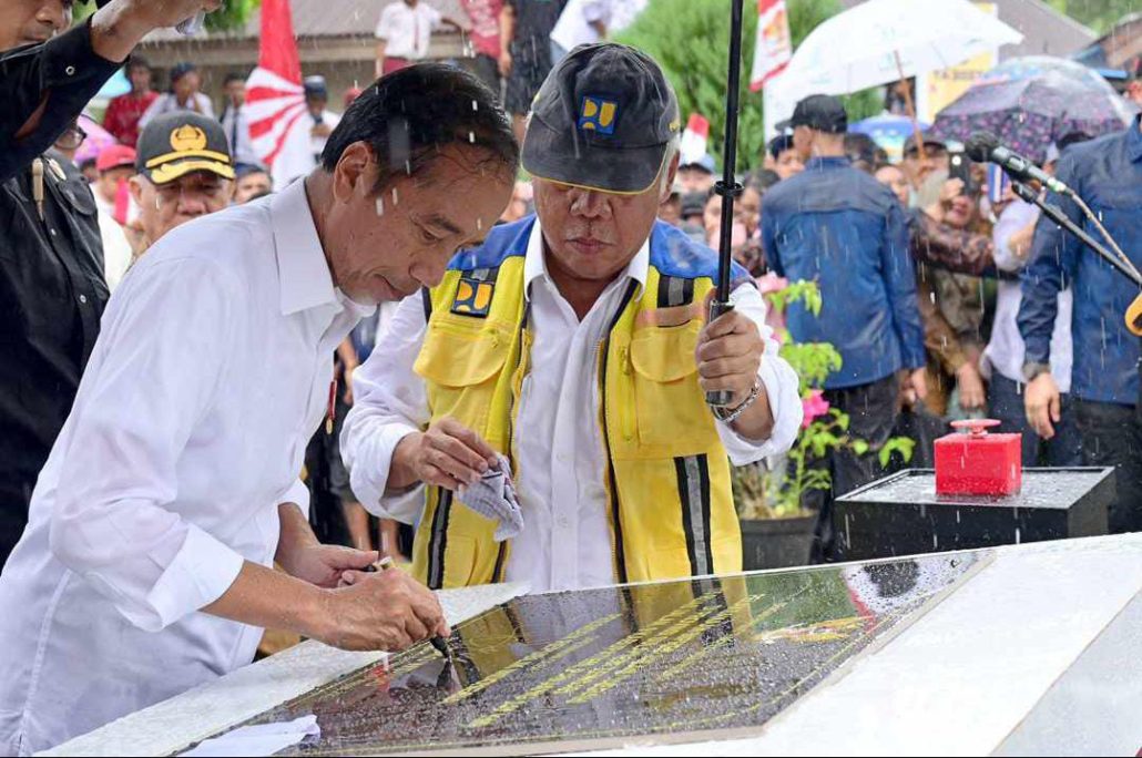 Dari Bangkep Presiden Resmikan 15 Ruas Jalan di Sulteng Senilai Rp330M