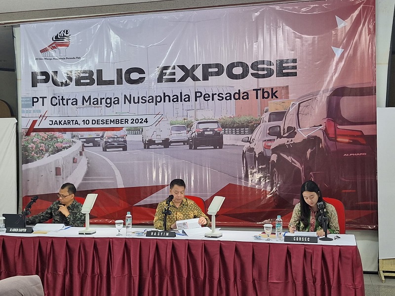 Pengurus Citra Marga Nusaphala (CMNP) ketika membeber kinerja edisi 2024. FOTO - ISTIMEWA Baru 6 Bulan! Tiga Komisaris CMNP Tiba-Tiba Mundur Bareng