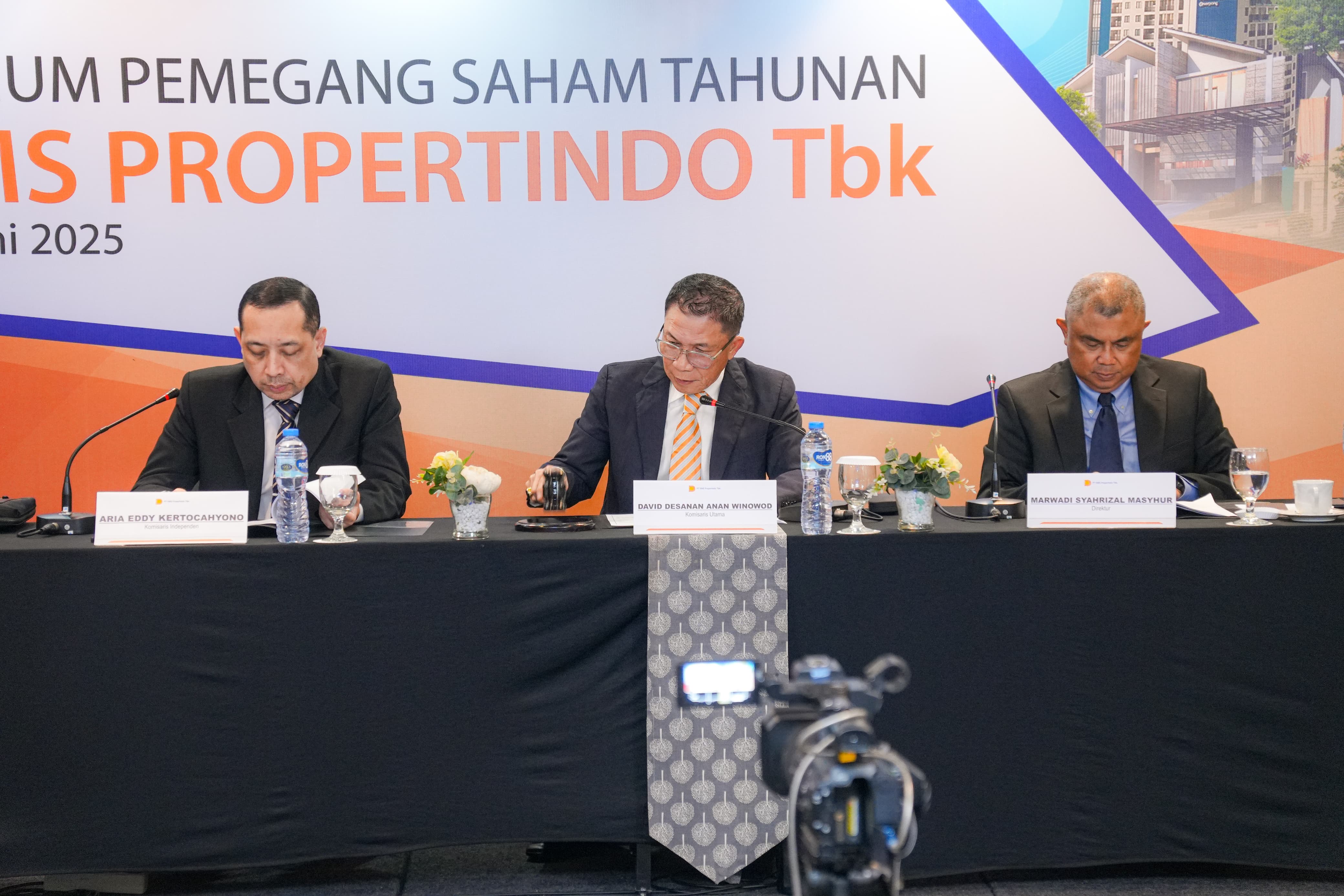 jajaran Manajemen PT DMS Propertindo Tbk. (KOTA) saat RUPS tahun buku 2024. DOK/ISTIMEWA Diversifikasi Produk, KOTA Komitmen Lanjutkan Pengembangan Properti