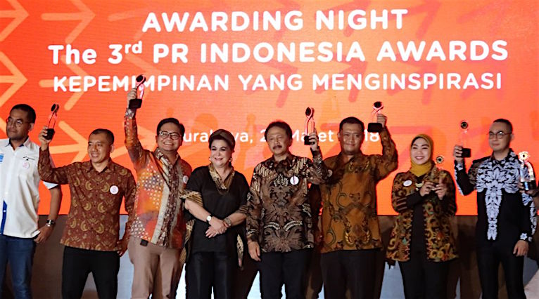 Dirut BEI Tito Sulistio Terima PR Indonesia Awards 2018