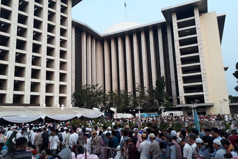 Ini Bentuk Penghormatan Gereja Katedral Jakarta kepada Kaum Muslimin