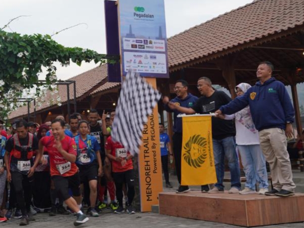 Bantu Sekolah di Jawa Tengah Pegadaian Gelar Menoreh Trail Run 2019