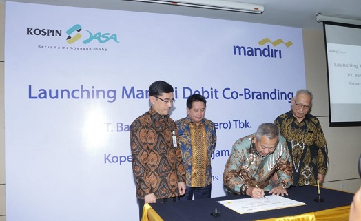 Bank Mandiri (BMRI) Gandeng Kospin Terbitkan Kartu Debit Khusus Koperasi