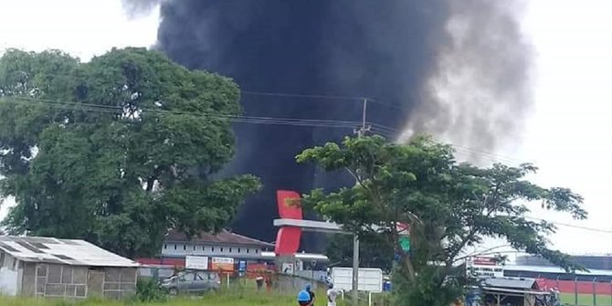 Kilang Balongan Terbakar, Seribuan Pelanggan PLN Terdampak