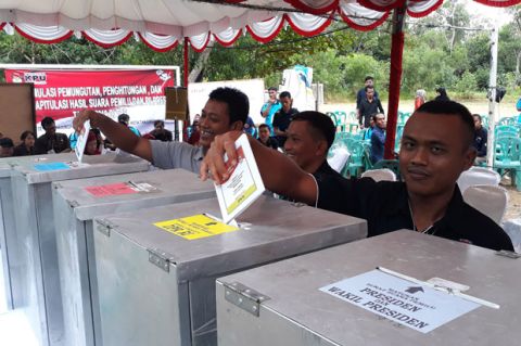 Survei LSJ: Meski Puas Kinerja Jokowi, 72 Persen Warga Tetap Ogah Penundaan Pemilu 2024