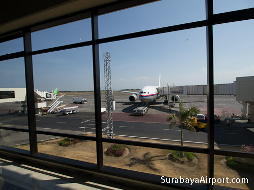 Luhut Putuskan Buka Kembali Bandara Juanda Untuk PPLN Non-Pekerja Migran