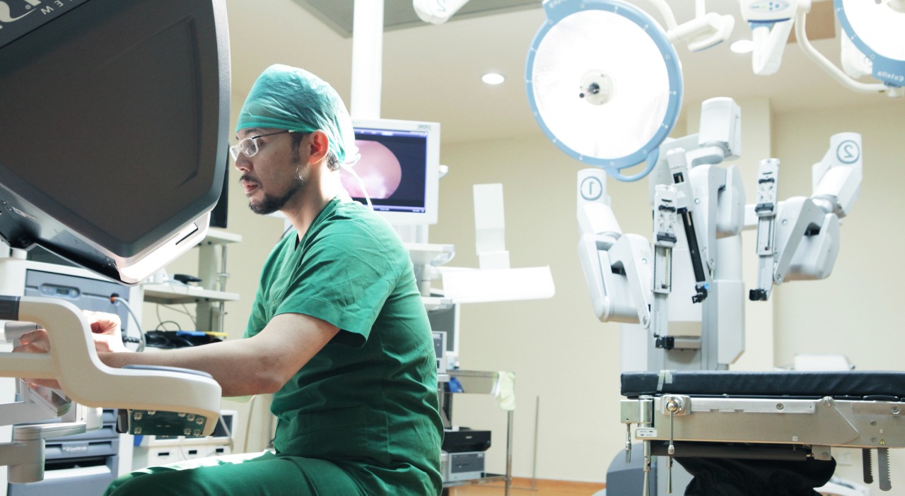 Perluas Jangkauan Masyarakat ke Layanan Robotic Surgery, BMHS Gandeng AdMedika