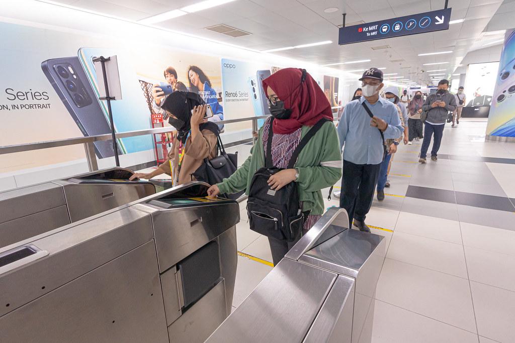 Naik 61 Persen, 960.406 Orang Gunakan MRT Jakarta Sepanjang Maret 2022