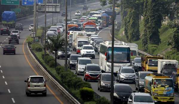 Kepadatan Kota Jakarta Mulai Berkurang, 445 Ribu Kendaraan Tinggalkan Jabodetabek