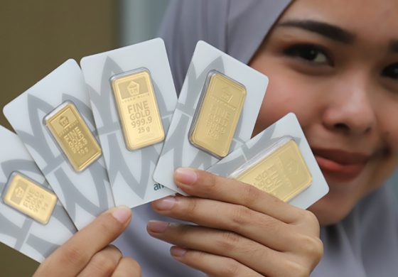 Harga Emas Antam Hari Ini Turun Lagi Rp4.000 Per Gram