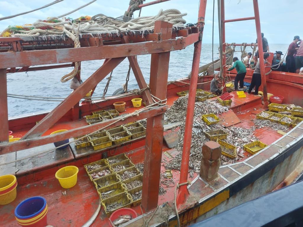 Berkat Pengaduan Masyarakat, 2 Kapal Asing Berhasil Diringkus di Natuna Utara